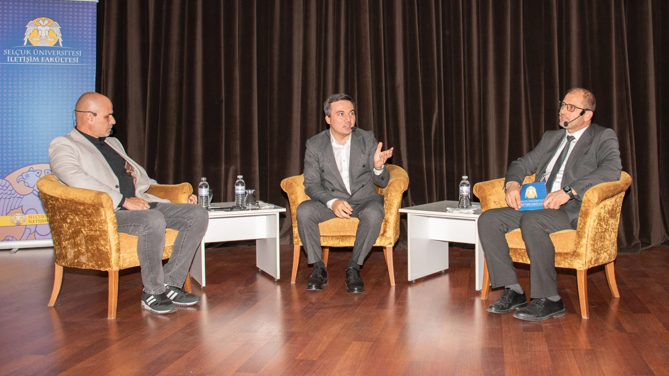 Gazze’deki soykırıma tanıklık eden gazeteciler, öğrencilerle buluştu